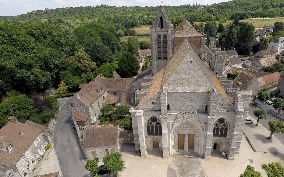 Eglise de Saint-Sulpice-de-Favières © Mairie de Saint-Sulpice-De-Favieres